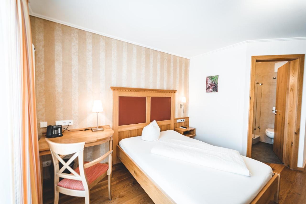 Hotel & Gasthof Loewen 울름 외부 사진
