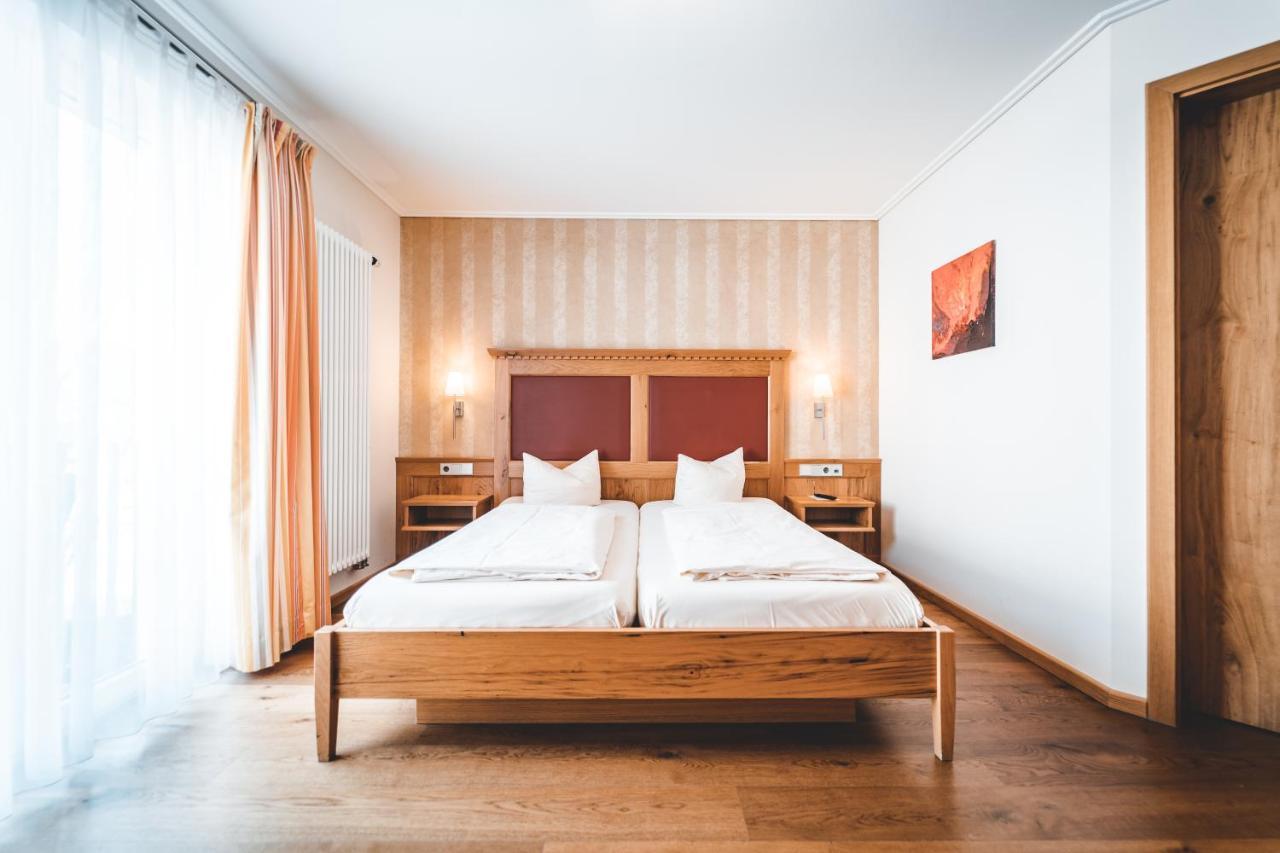 Hotel & Gasthof Loewen 울름 외부 사진